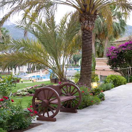 Mon Port & فندق 4*